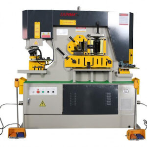 ماكينات التثقيب والقطع CNC